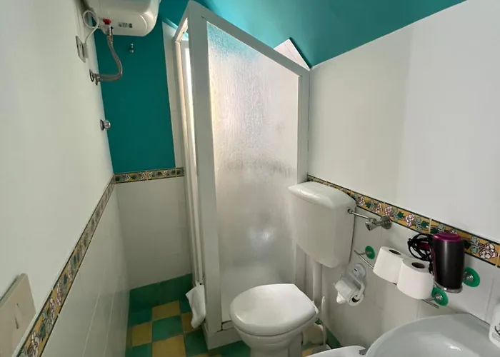 Апартаменты Window On The Sunset