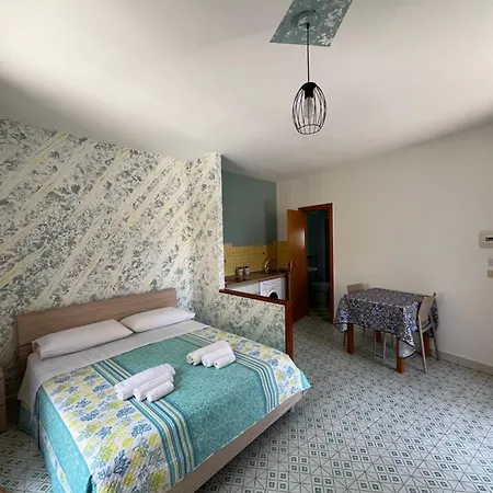 Window On The Sunset Appartement