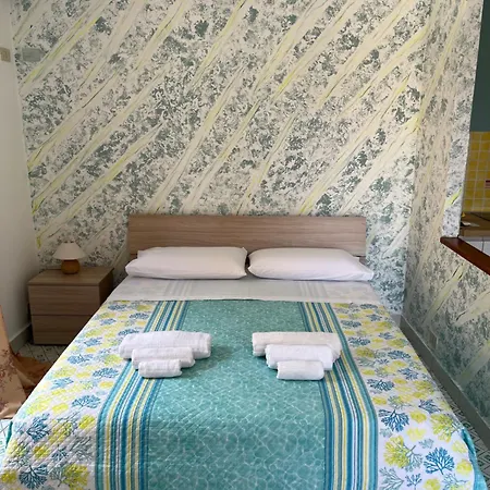 Window On The Sunset Appartement Cefalù