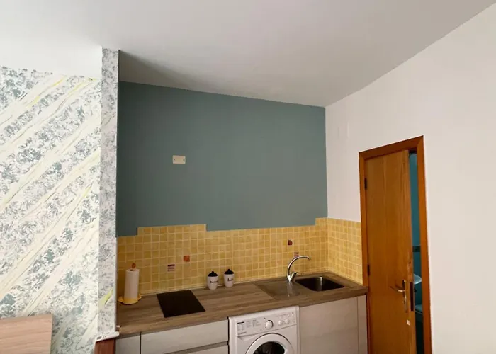 Window On The Sunset * Cefalù