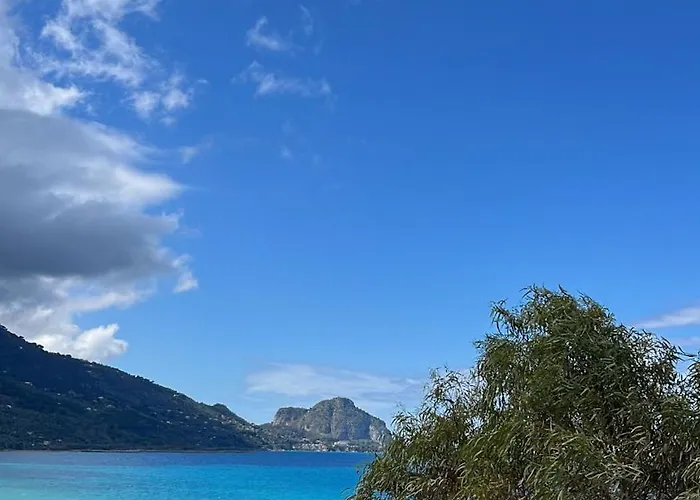 Window On The Sunset * Cefalù