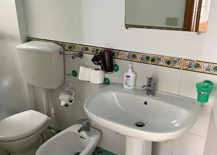 Apartman Window On The Sunset *