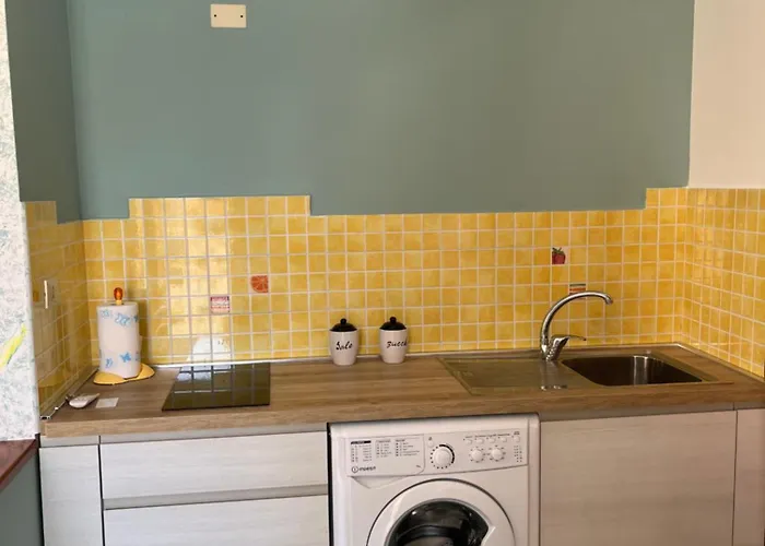 Window On The Sunset Apartman